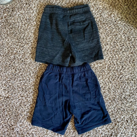 Children’s place and first wave boys shorts 8 - Picture 3 of 5